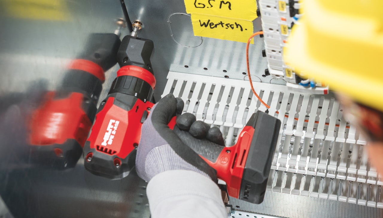hilti cordless tool used for a tight corner application