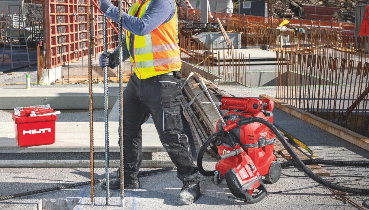 hilti te 70 rotary hammer is used on a rebar application on a concrete floor