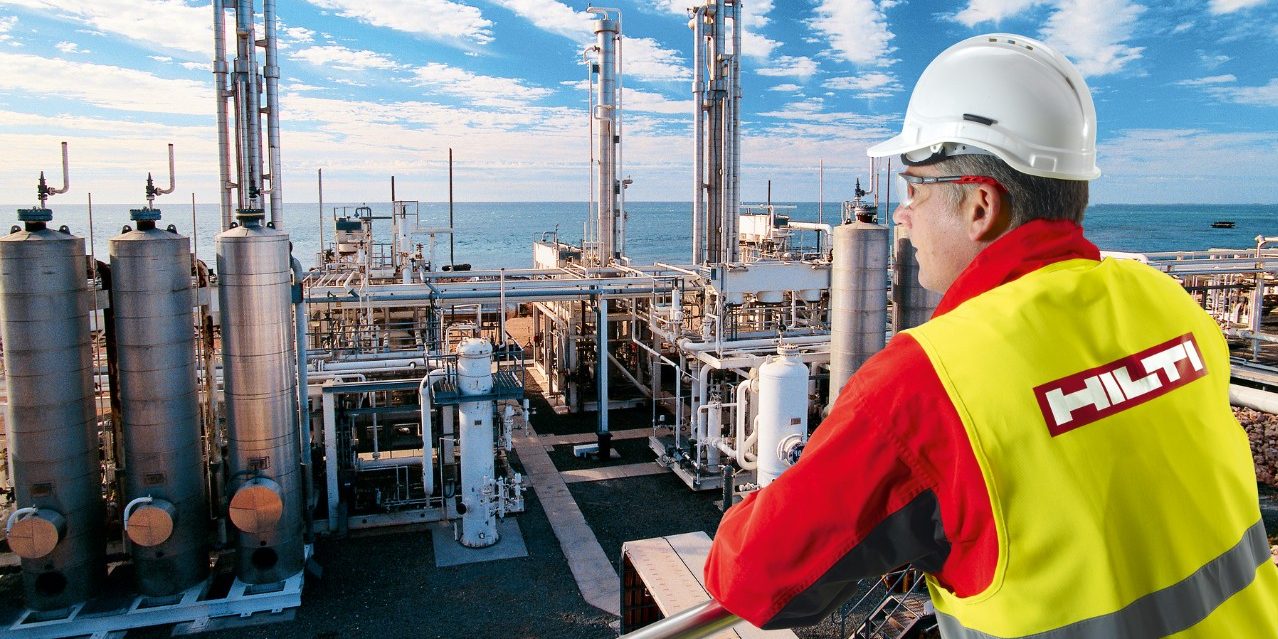 Natural gas processing plant