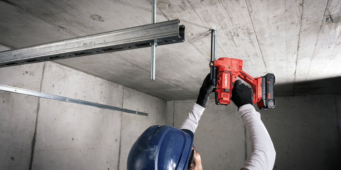 CORDLESS SHEARS, NIBBLERS AND CUTTERS