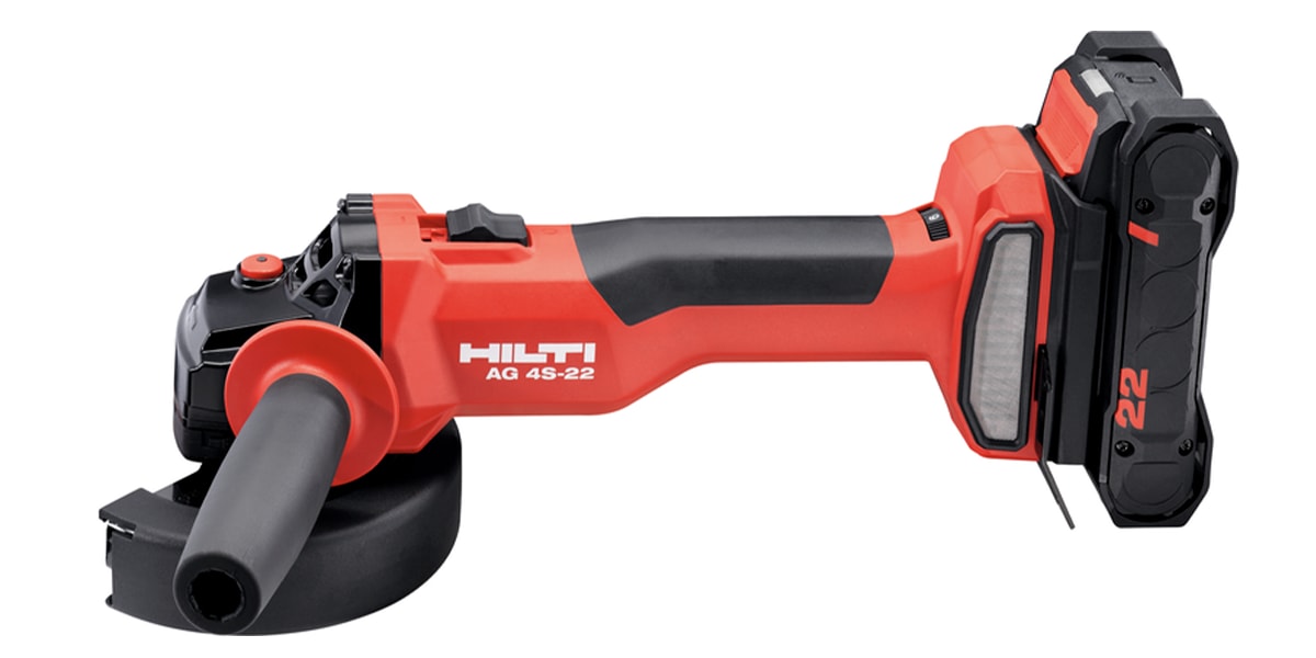 AG 4S-22 Cordless angle grinder on display