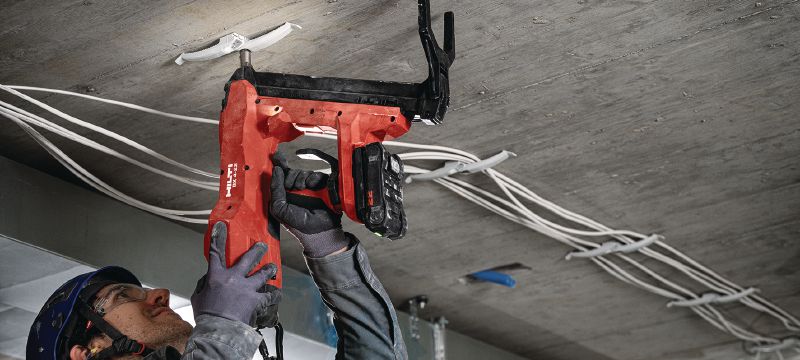 X-EKB MX (02) cable clamp Plastic cable clasp optimised for collated nails and compatible with a wide variety of fastening methods and base materials Applications 1