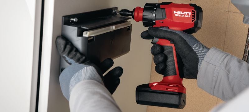 SFE 2-A12 Multi-head drill driver Subcompact-class 12V multi-head cordless drill driver (offset, right-angle, 13 mm keyless and hex bit holder) for installation work in tight spaces and around corners Applications 1