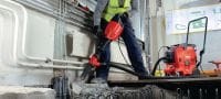 TE 1000-AVR TE-S demolition hammer Versatile breaker for demolishing or chiseling floors and occasional wall applications (with universal power cord) Applications 2
