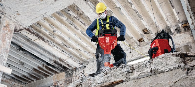 TE 2000-22 Cordless jackhammer Powerful and light battery-powered breaker for concrete and other demolition work (Nuron battery platform) Applications 1