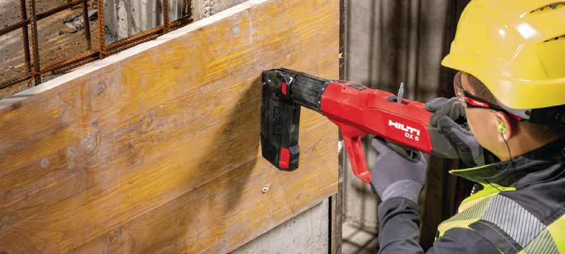 DX 6 Powder-actuated nailer kit Fully automatic powder-actuated nailer – wall and formwork kit Applications 1