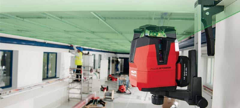 PM 40-MG Multi-line laser Multi-line laser with 3 green lines for plumbing, levelling, aligning and squaring Applications 1