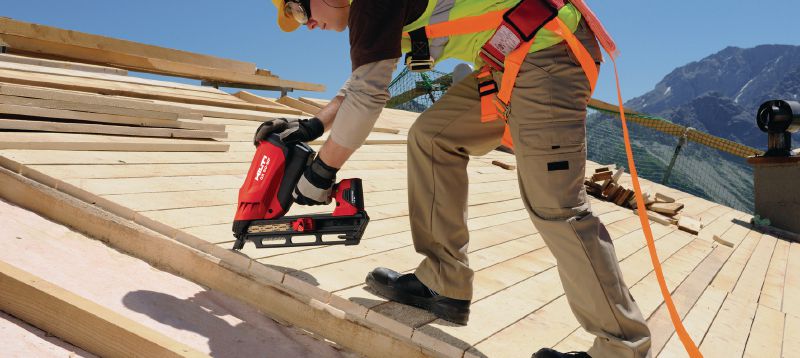 GX 90-WF Framing nailer Gas nailer developed specifically for wood framing applications Applications 1