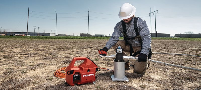 NUN 10K-22 cordless hydraulic pump 10,000 PSI (700 Bar) cordless hydraulic pump for heavy-duty cutting/ crimping and remote cutting underground and armored cables (Nuron battery) – remote control included Applications 1