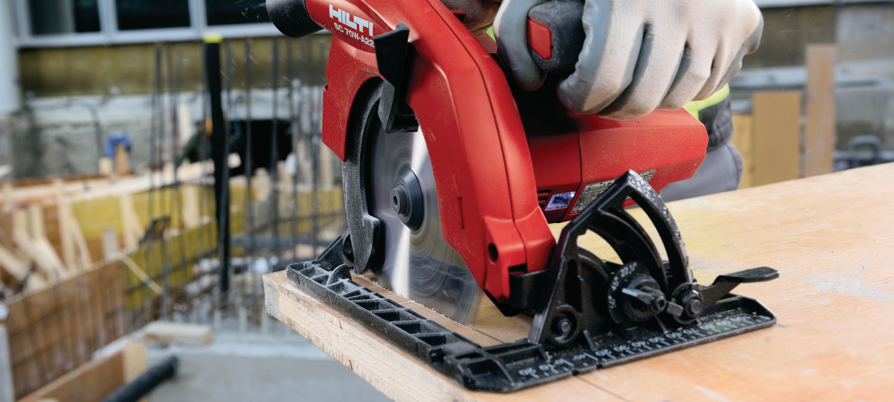 SC 70W-A22 Cordless circular saw 