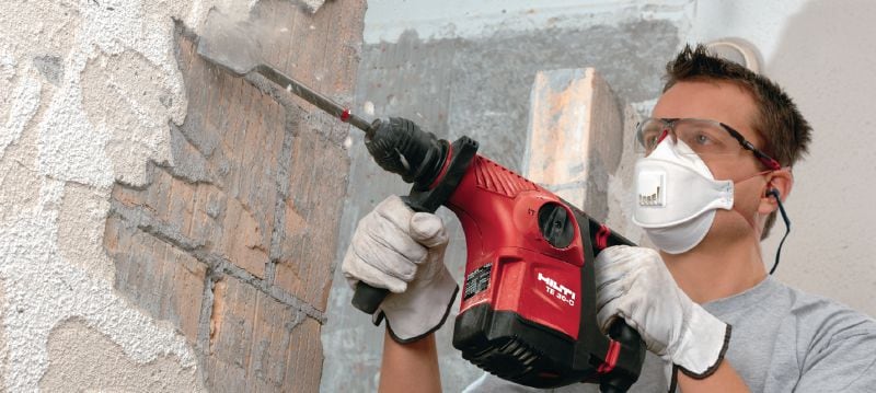 TE 30-C-(AVR) Rotary hammer Powerful SDS Plus (TE-C) rotary hammer for heavy-duty concrete drilling and corrective chiselling, with Active Vibration Reduction (AVR)