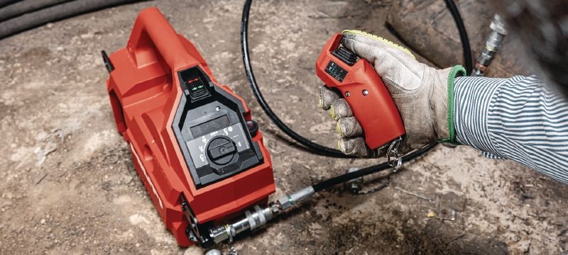NUN 10K-22 cordless hydraulic pump 10,000 PSI (700 Bar) cordless hydraulic pump for heavy-duty cutting/ crimping and remote cutting underground and armored cables (Nuron battery) – remote control included Applications 1